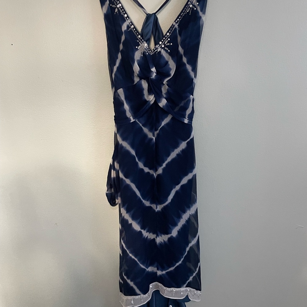 Absolutely Stunning Beach Girl Dress 🌊🐚 - Picture 3 of 12